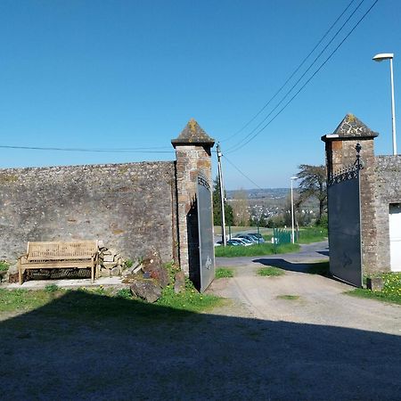 Maison Chaleureuse Avec Terrasse Et Vue Baie アブランシュ エクステリア 写真